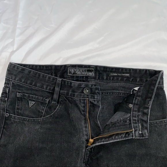 Black Guess Jeans - Picture 2 of 5